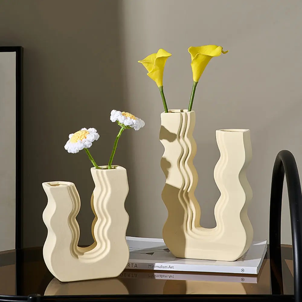 Geometric Art Ceramic Vase - HuxoHome