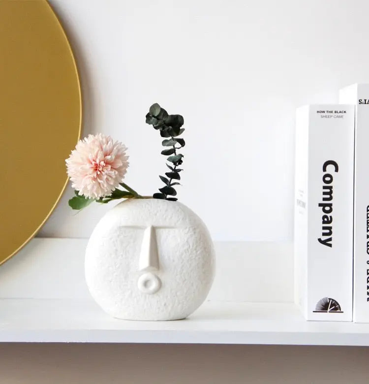 Modern Ceramic Face Vase - HuxoHome