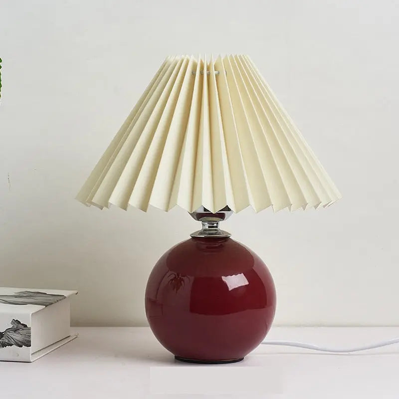 Vintage Pleated Table Lamp - HuxoHome